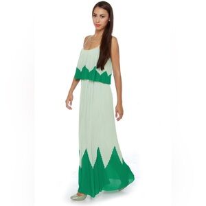 Ya Los Angeles Brand Mint Green Pleated Maxi Dress, size Medium